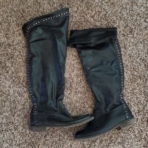 Boots! These boots are so cute!